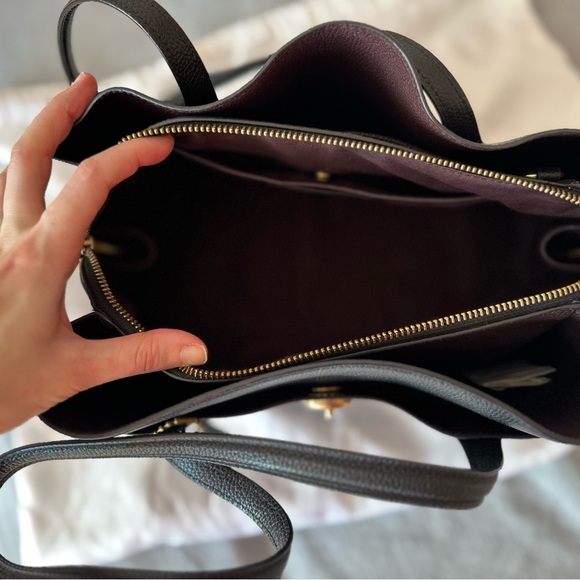 Coach | Lora Caryall Tote in Black with Brass Detailing - Picture 8 of 10